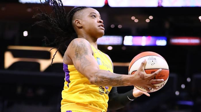 riquna_williams_la_sparks_.jpg
